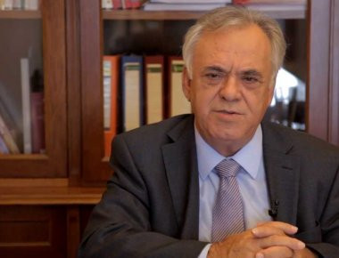 Γ. Δραγασάκης: Το ζήτημα των «κόκκινων» δανείων έχει χαρακτήρα του «κατεπείγοντος»